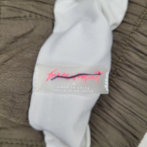 FP Movement The Way Home Shorts Embroidered Sides Medium Green Gym Run Exercise - Picture 2 of 9